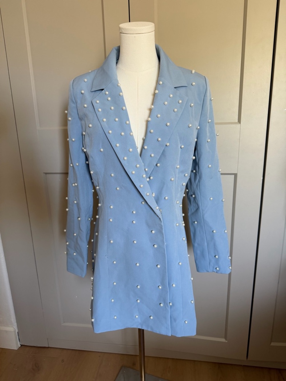 Boohoo Blue Pearl Embellished Blazer Mini Dress Size 6 - Picture 2 of 4